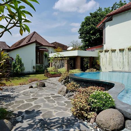 Zen Rooms Pakualaman Yogyakarta Exterior foto